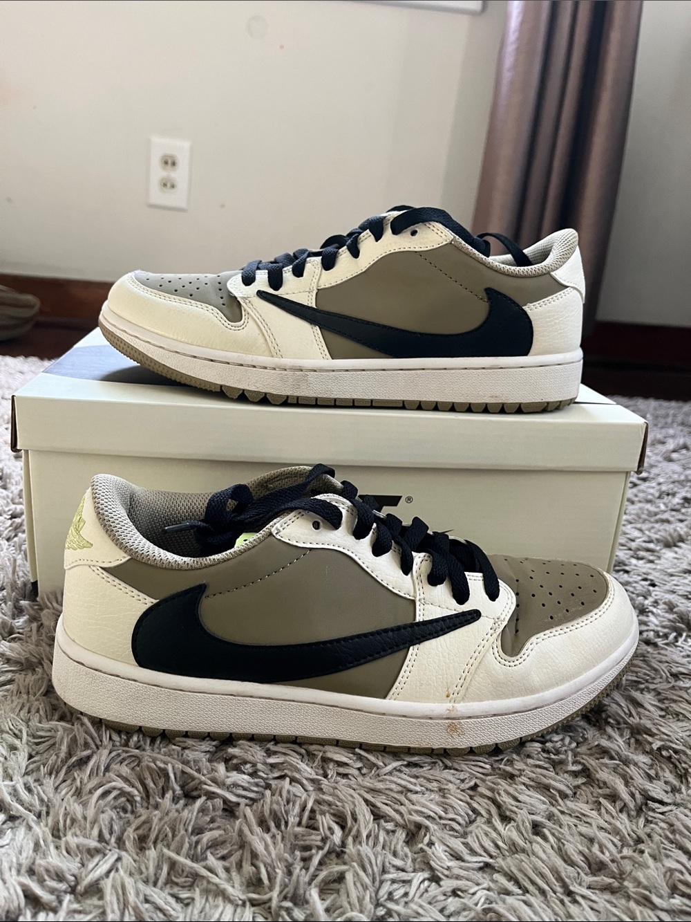 Jordan 1 Low Travis Scott Golf Shoes